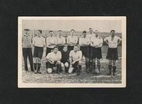 Voetbalplaatje Be Quick Groningen 1939 (2)., Ophalen of Verzenden, Zo goed als nieuw