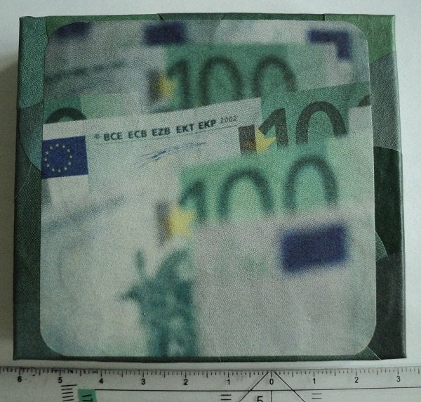 d029) doosje met 10 zeskantige labels en of geld geven, Ophalen of Verzenden, Zo goed als nieuw, Overige typen, Overige