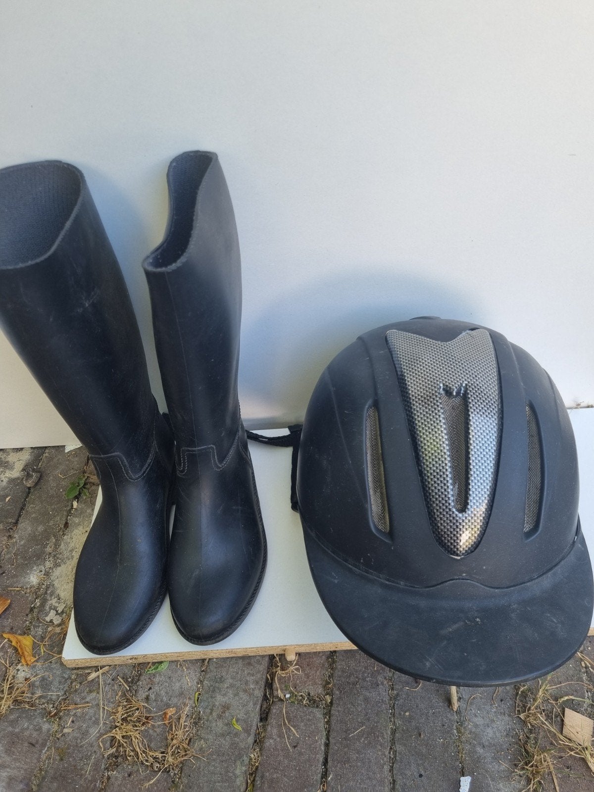 paardrijlaarzen (mt 31) + cap size s/m, Dieren en Toebehoren, Paardrijkleding, Ophalen, Gebruikt, Rijhelm/cap