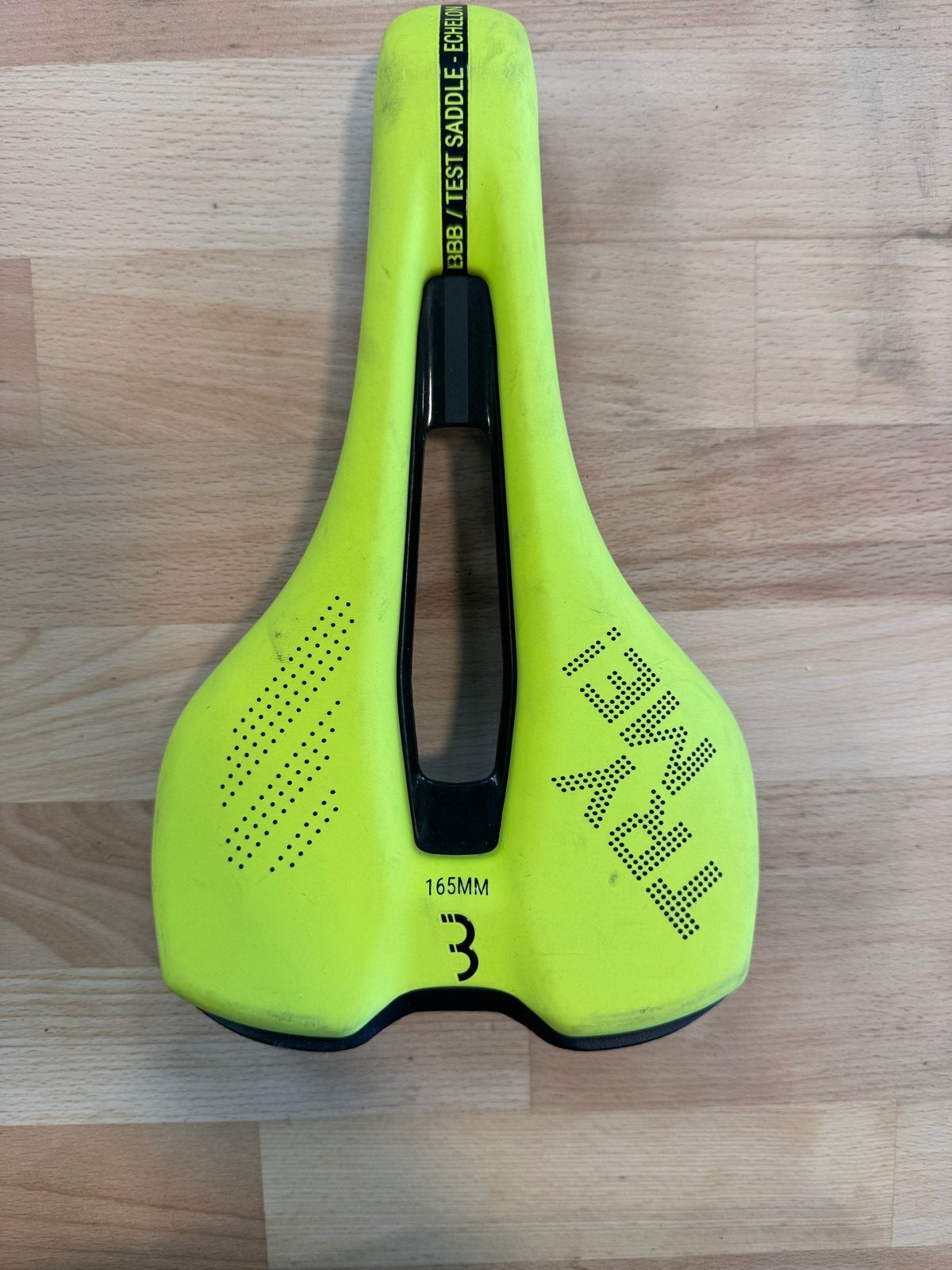 BBB Test Zadel Echelon 165mm Neon Geel, Fietsen en Brommers, Kunststof, Ophalen of Verzenden, Zo goed als nieuw, Zadel