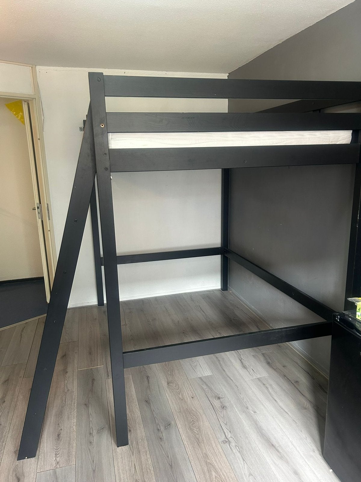 Zwarte hoogslaper ikea Stora., Huis en Inrichting, Slaapkamer | Stapelbedden en Hoogslapers, Ophalen, Hoogslaper, Eenpersoons