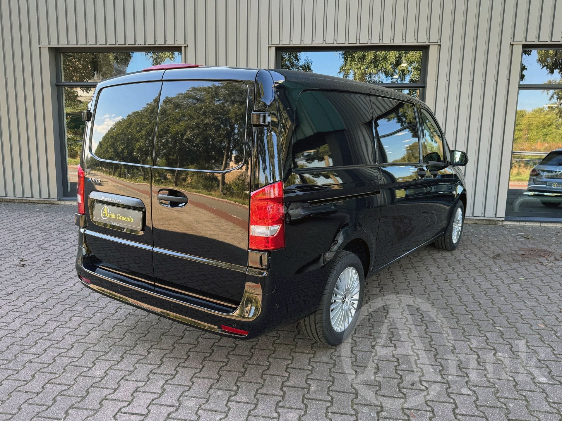 Mercedes-Benz eVito 112 L2 60 kWh 275 km WLTP Facelift 2x Sc, Stof, Gebruikt, Zwart, Met garantie (alle)