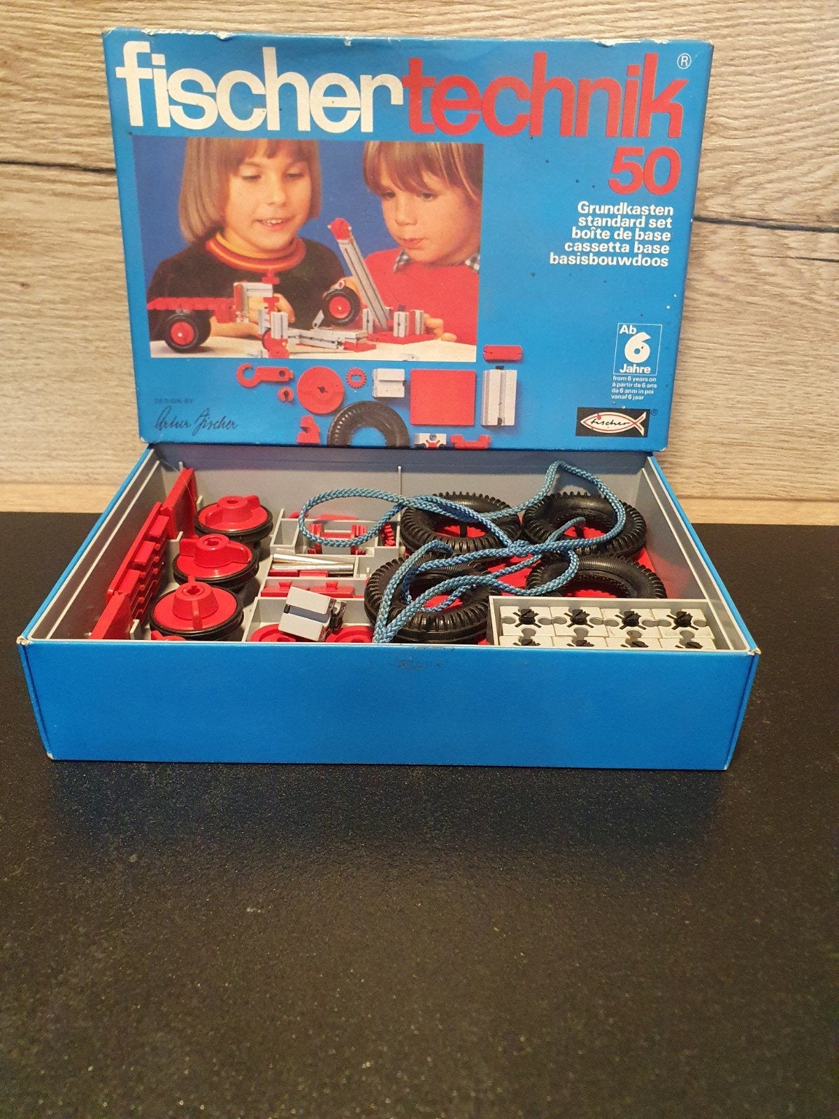 Fischer technik., Ophalen