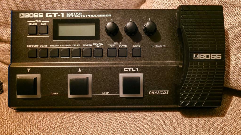 Boss GT-1 Gitaar Multi-effectprocessor - Zo goed als nieuw, Muziek en Instrumenten, Effecten, Ophalen, Zo goed als nieuw, Multi-effect