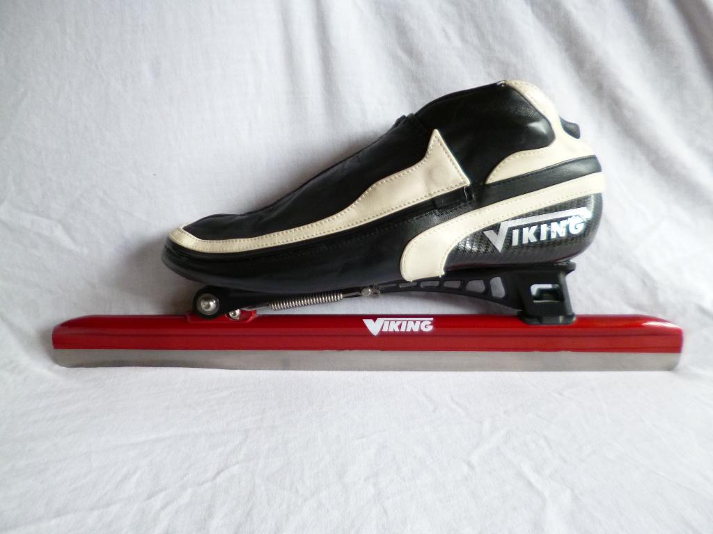 Viking Nagano Gold / Viking Ruby ijzers. (43), Sport en Fitness, Schaatsen, Ophalen of Verzenden, Zo goed als nieuw, Noren, Viking