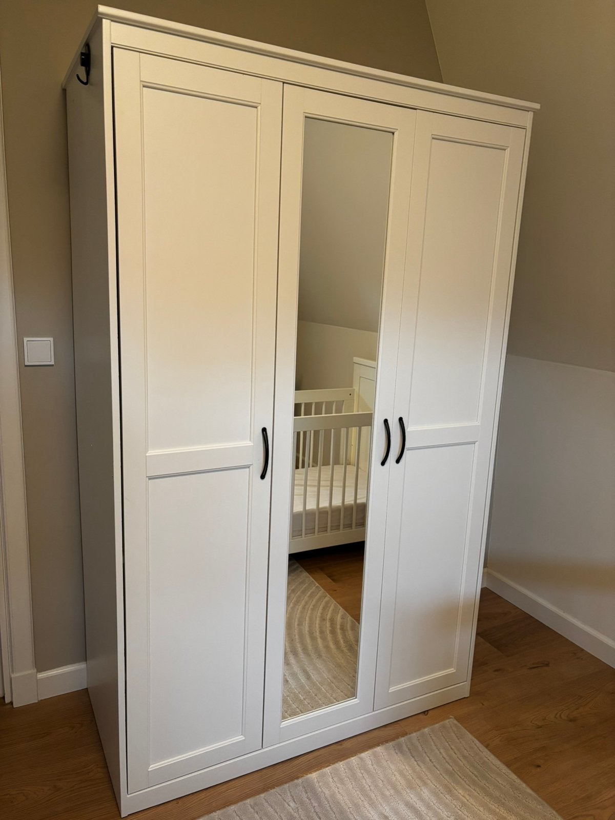 Ikea kast met spiegel Songesand, Ophalen, Met deur(en), Gebruikt, 100 tot 150 cm