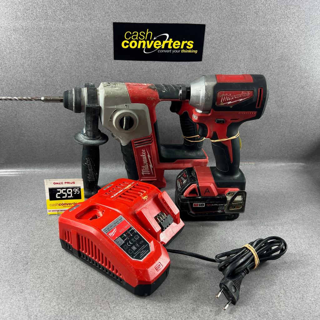 Milwaukee M18 BH en M18 CBL | accu + lader | 401213, Boormachine, Ophalen of Verzenden, Klopboormechanisme, Gebruikt