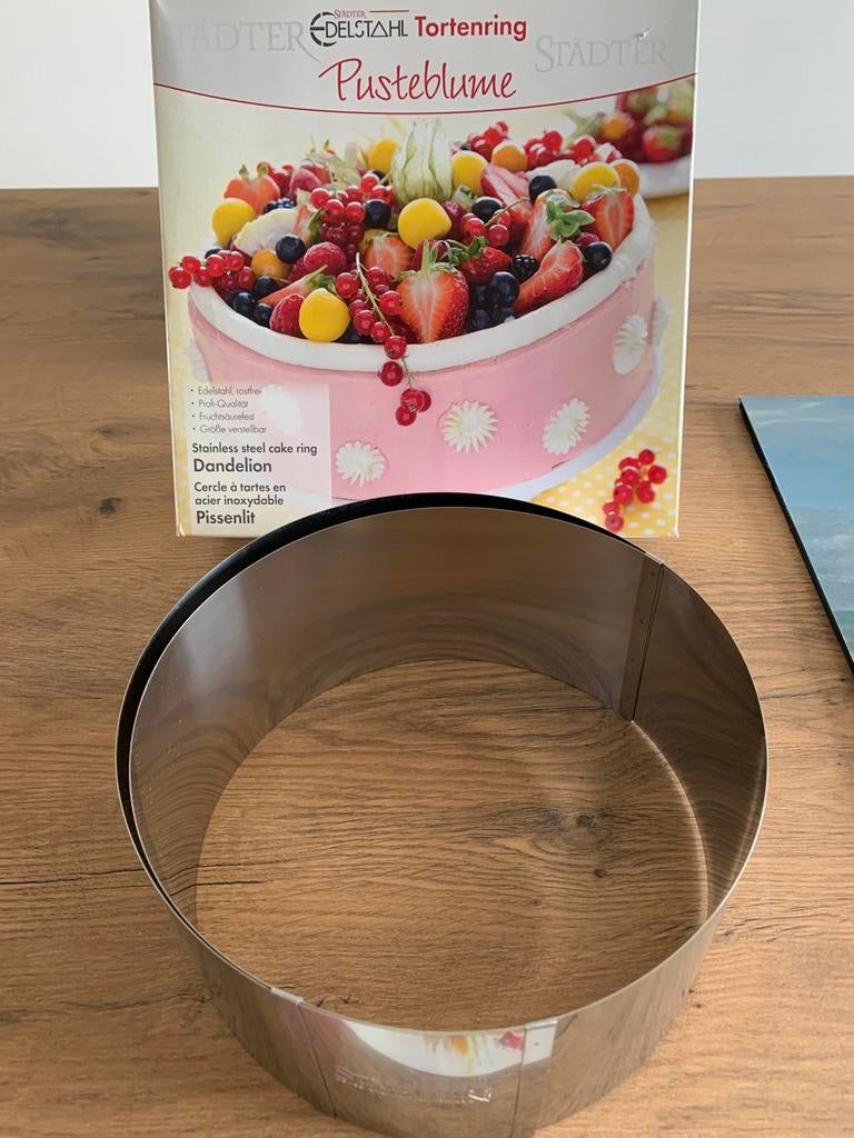 Städter verstelbare taartring Ø 18-30 cm Nieuw RVS, Ophalen of Verzenden, Nieuw, Taarten, Bakvorm