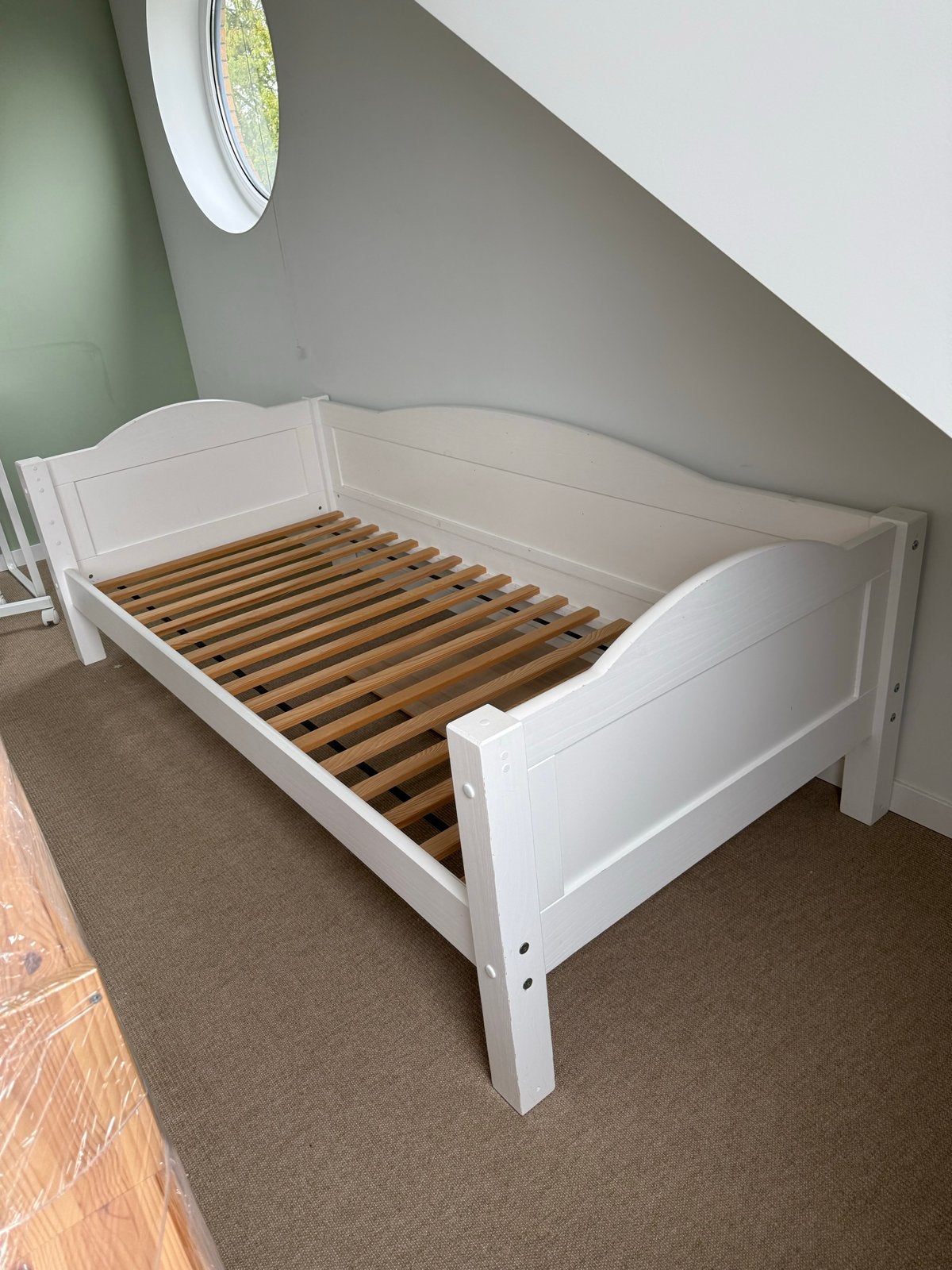 Wit houten eenpersoonsbed 90x200cm met lattenbodem, Ophalen, Gebruikt, 90 cm, Eenpersoons