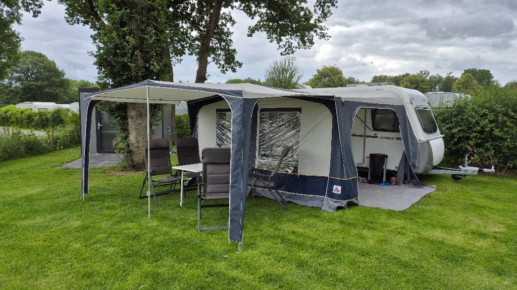 Voortent met luifel voor caravan, Ophalen, Gebruikt