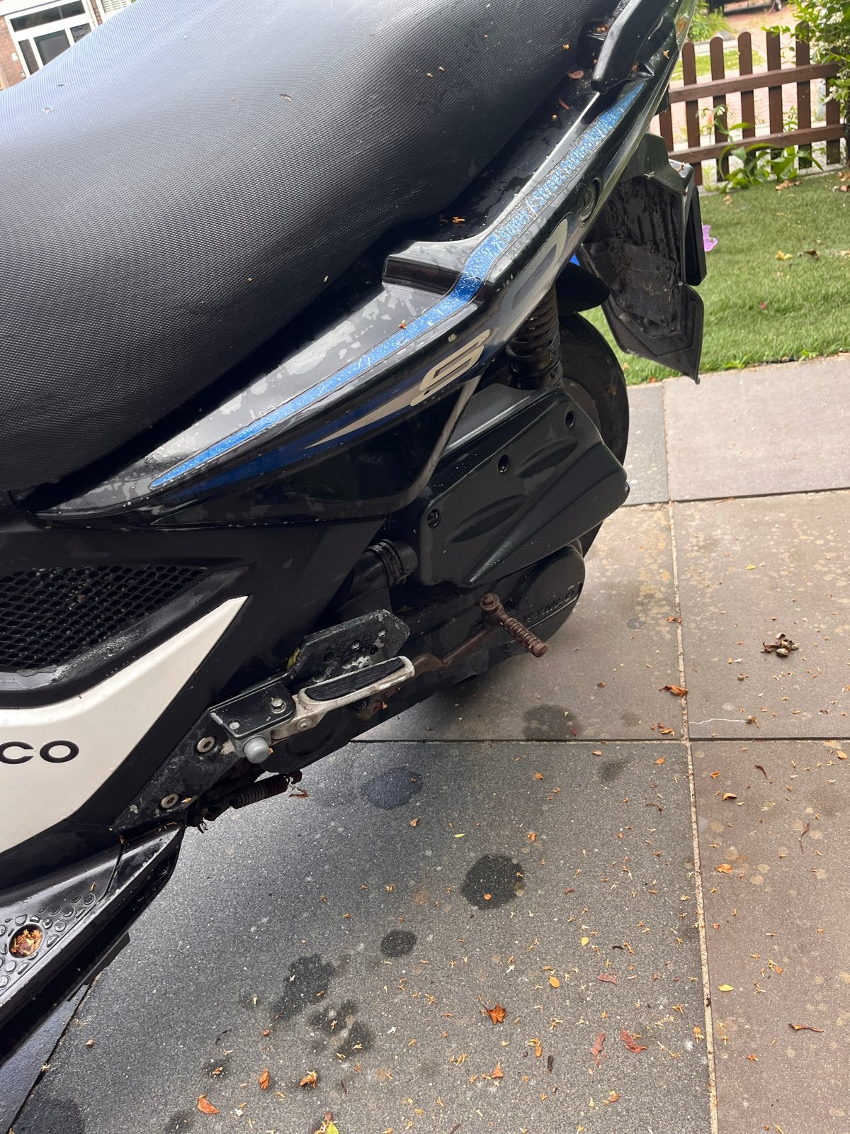Kymco Super 8 Scooter - Onderdelen of voor de handige sleute