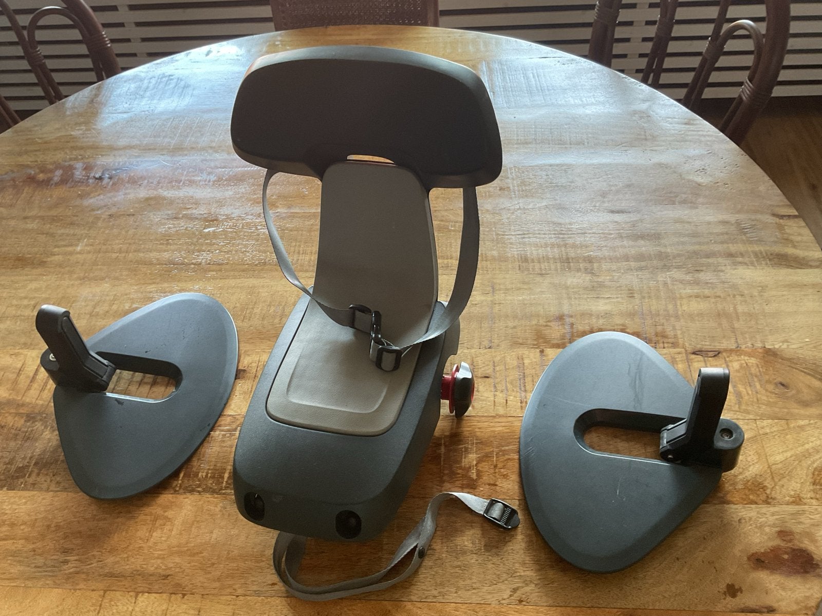 Polisport achterzitje voor kinderfiets, zo goed als nieuw, Ophalen, Achterzitje, Voetsteuntjes, 9 t/m 18 kg