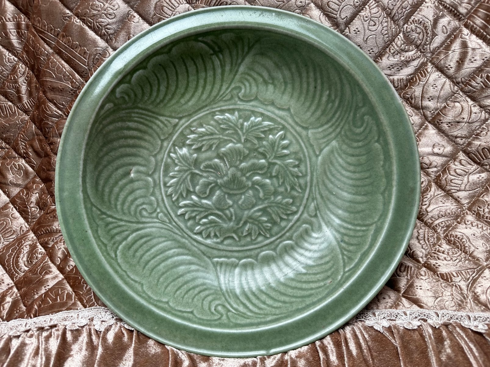 Chinese antieke celadon bord, Ophalen of Verzenden