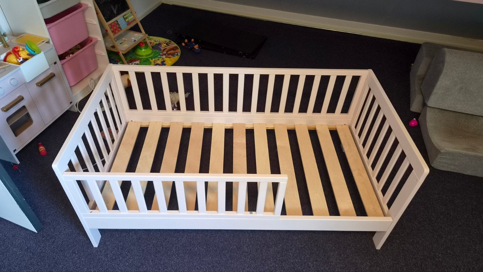 Petit Amelie peuterbed met matras en beddengoed, Ophalen, Zo goed als nieuw