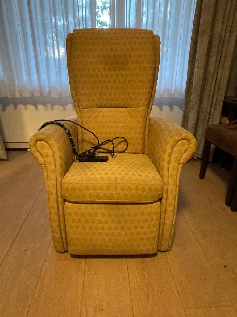 Sta op stoel, Huis en Inrichting, Ophalen, Gebruikt, 100 tot 125 cm, 75 tot 100 cm