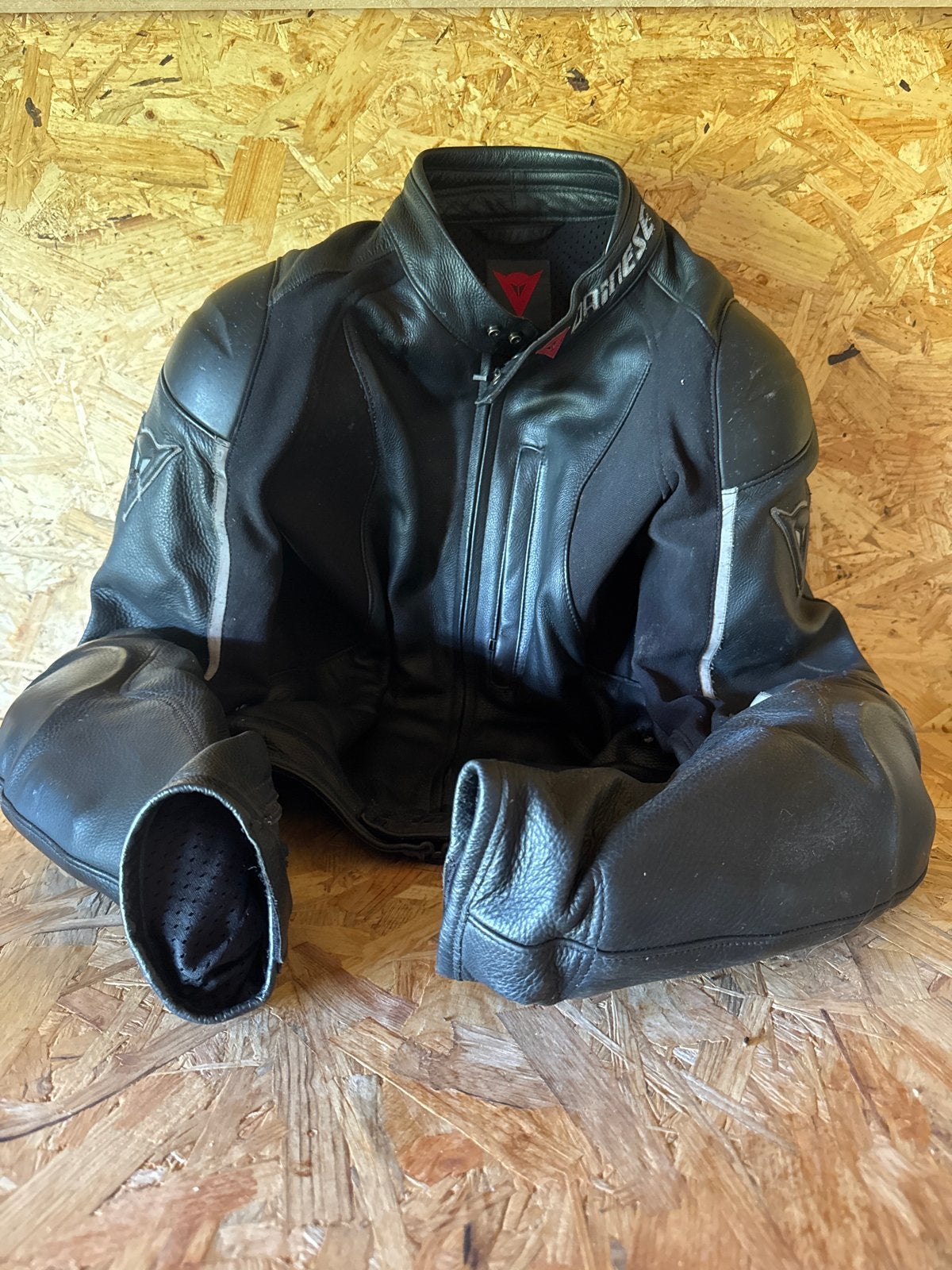 Dainese leren motorpak (jas en broek), Motoren, Kleding | Motorkleding, Ophalen, Tweedehands, Heren, Combipak