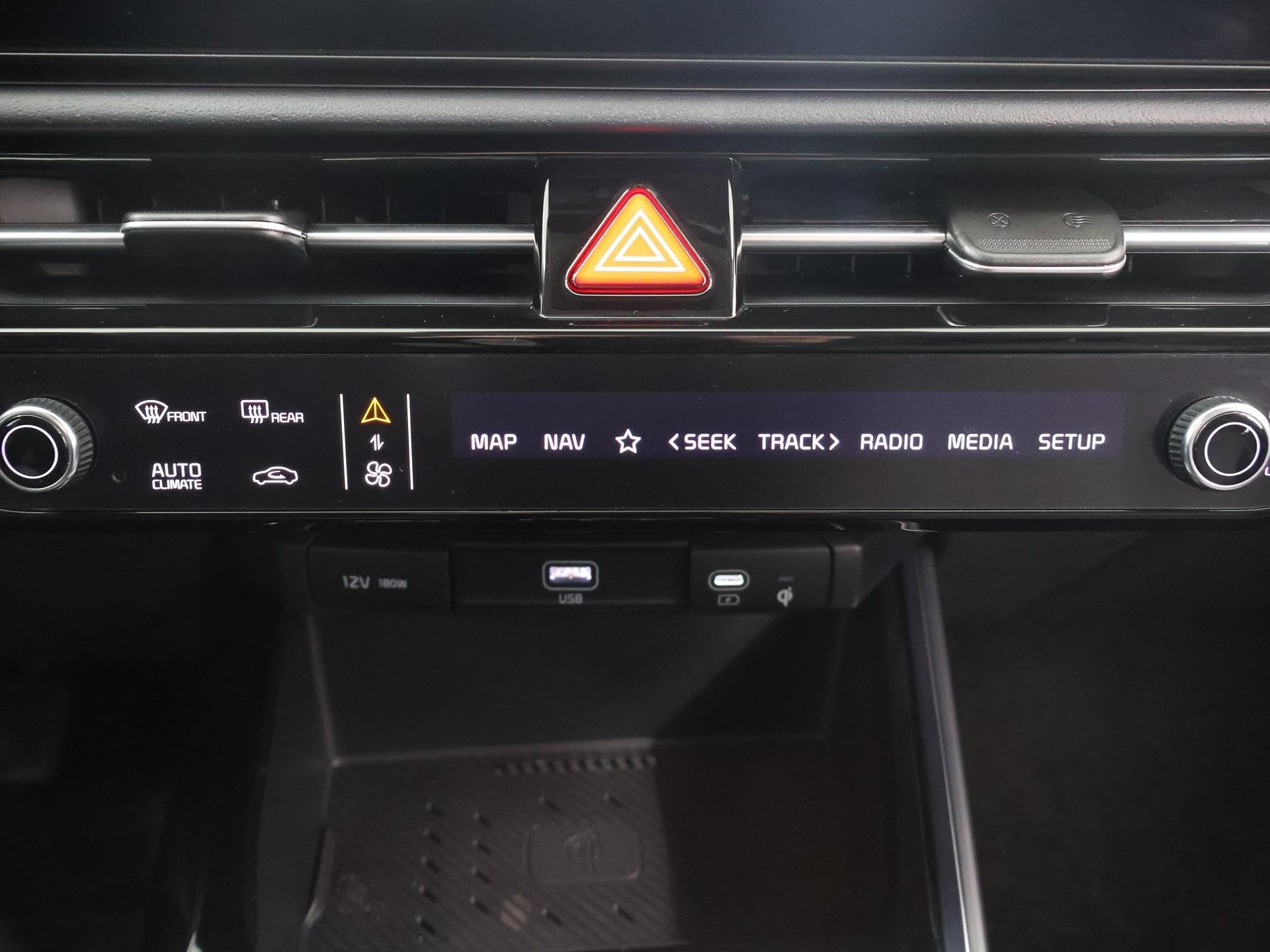Foto 21 van Kia Niro 1.6 GDi PHEV DynamicPlusLine Edition | 18” lichtm