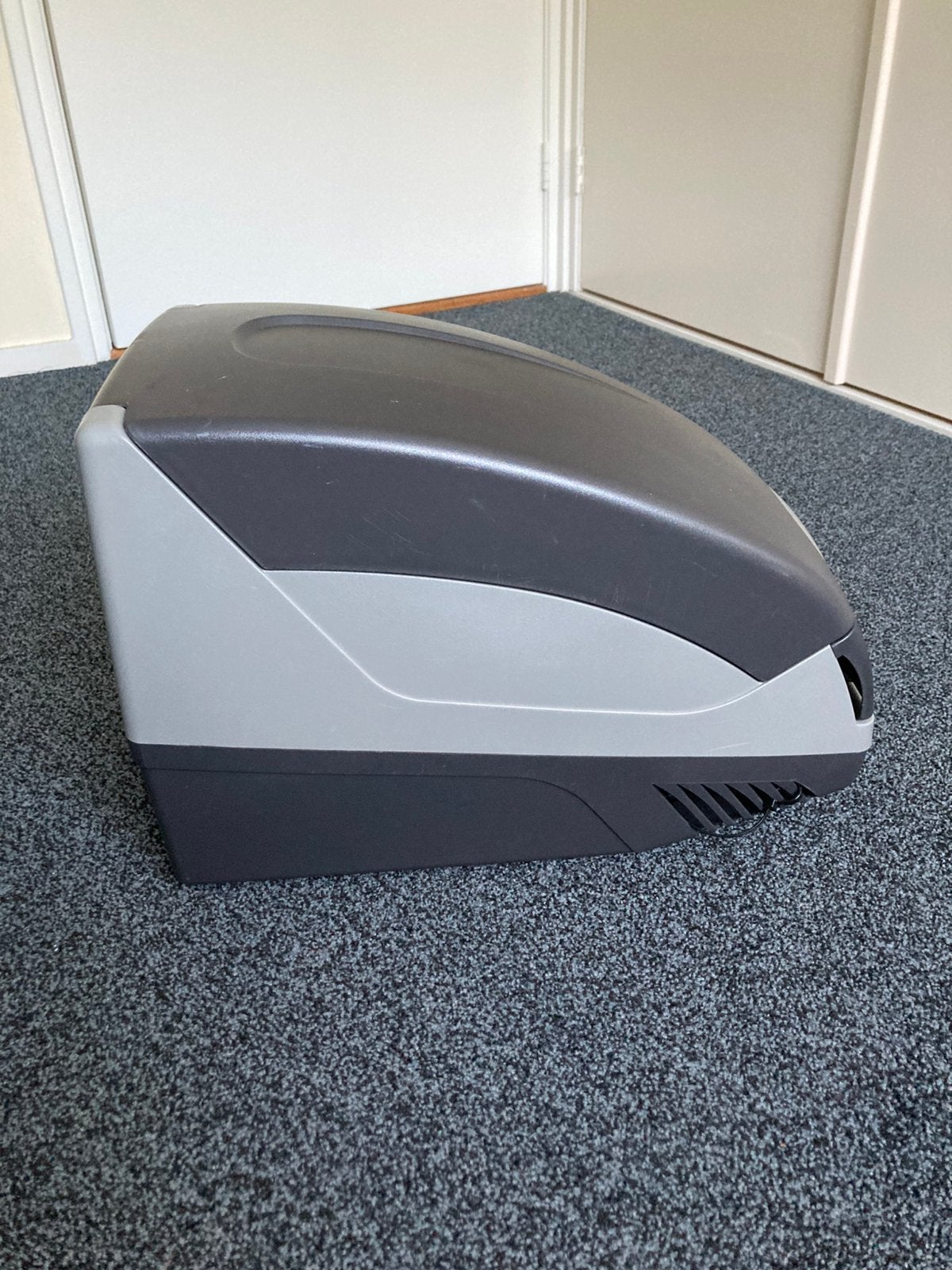 Originele 15 liter thermo-elektrische autokoelbox, Ophalen, Zo goed als nieuw