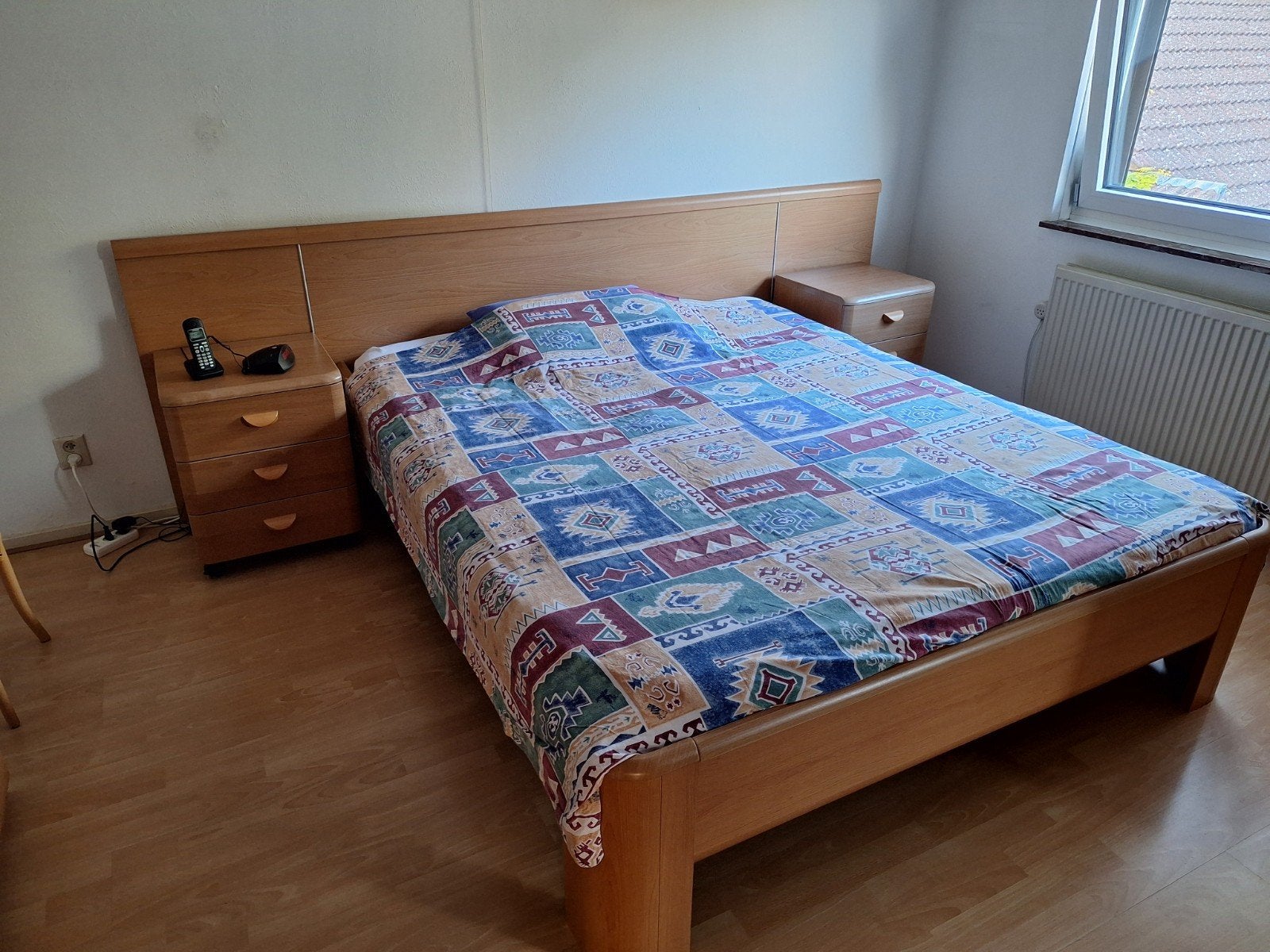 Tweepersoonsbed met nachtkastjes en ladekast, Ophalen, Gebruikt, Bruin, Tweepersoons