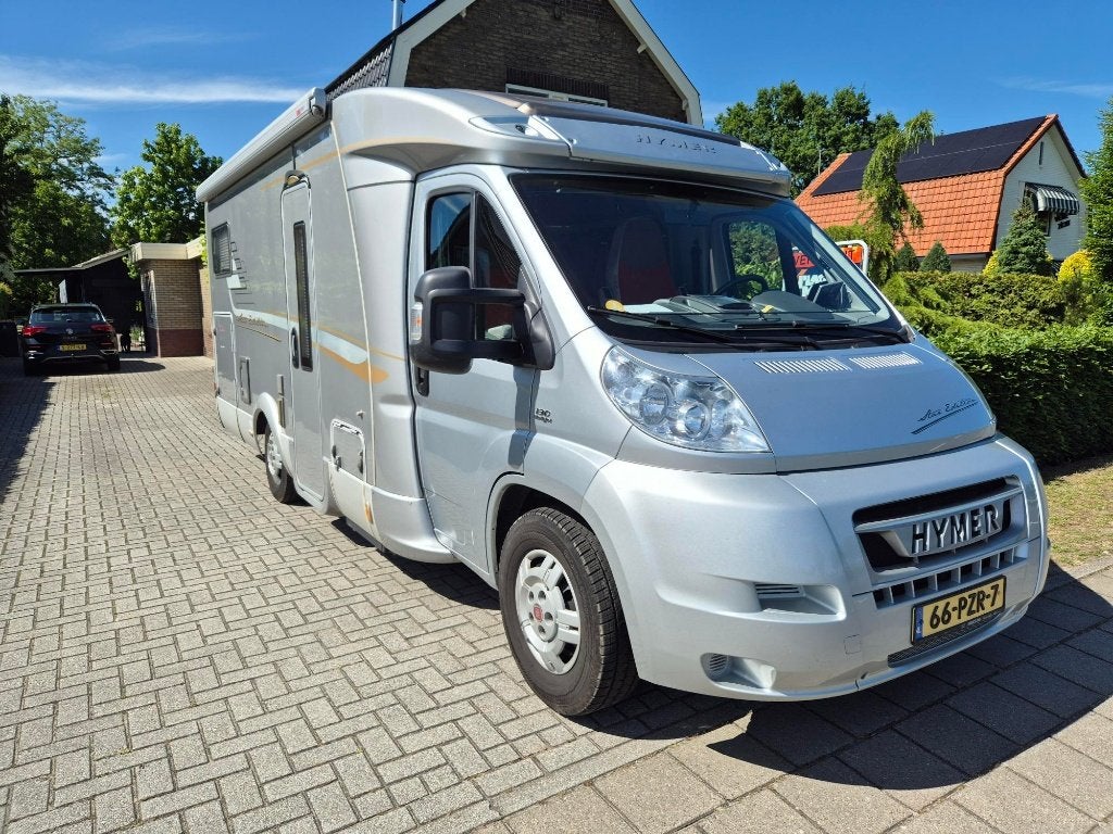 Hymer T614SL Star Edition uitvoering. bj 2011, Ringverwarming, Achteruitrijcamera, Particulier, Hymer