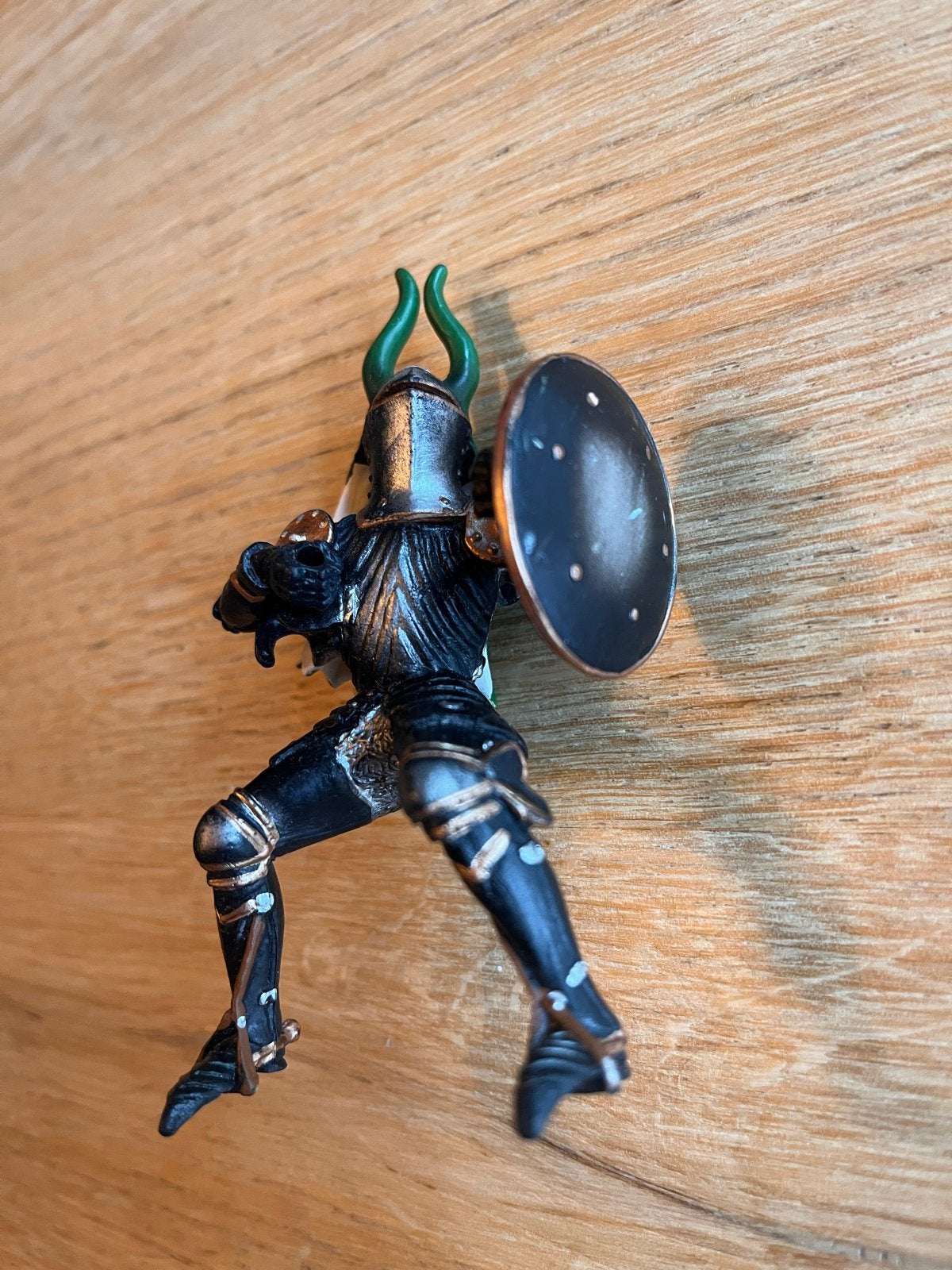 Schleich Ridder met schild en cape - Zwart/Groen, Ophalen of Verzenden, Gebruikt