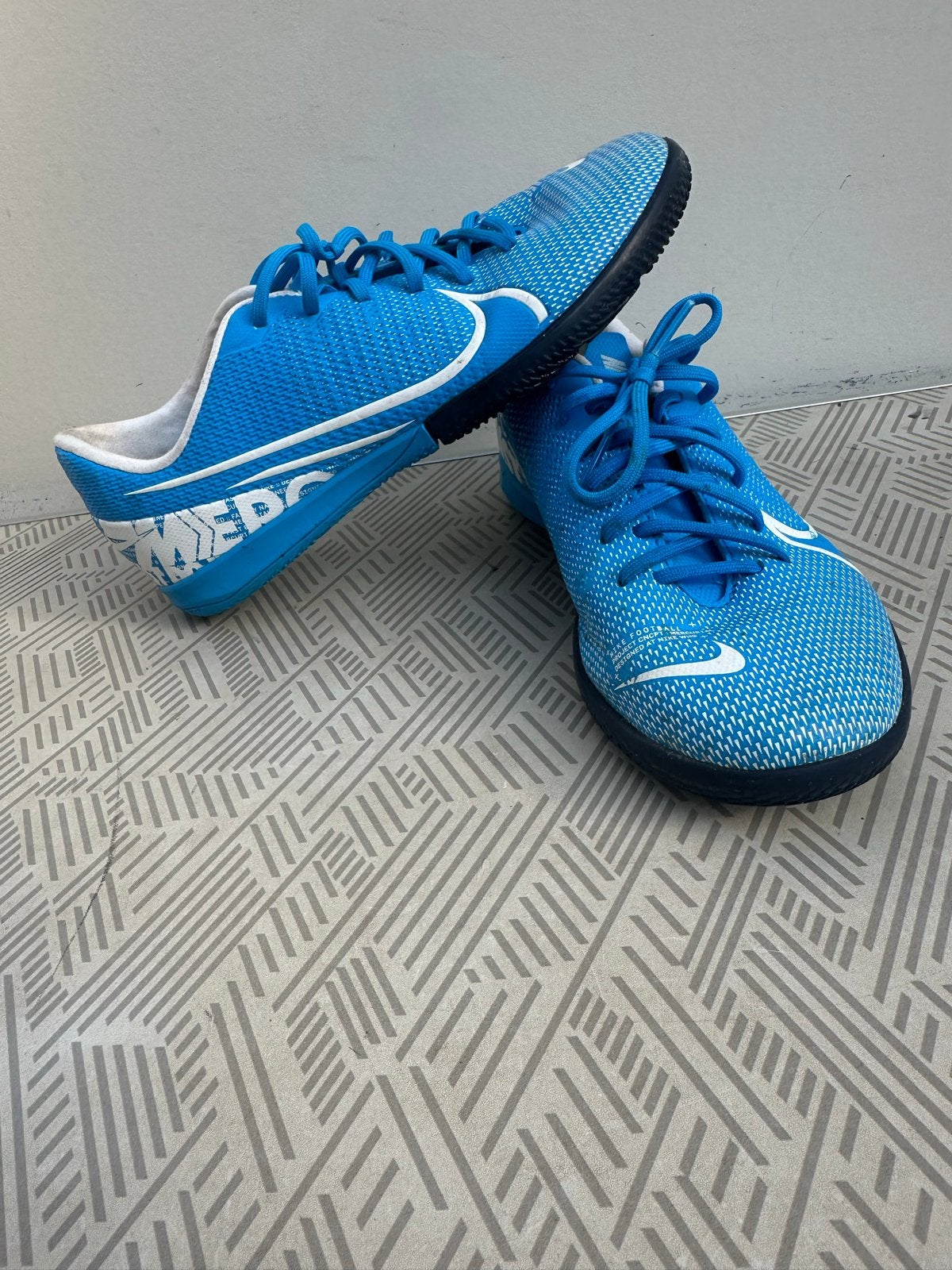 Nike Mercurial Voetbalschoenen Zaalschoeneb - Maat 38.5, Ophalen of Verzenden, Gebruikt, Schoenen