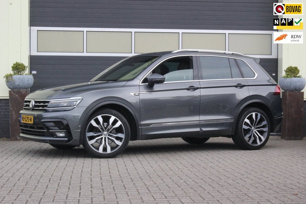 Volkswagen Tiguan 1.4 TSI ACT Highline R-Line | Trekhaak |, Euro 6, 4 cilinders, 150 pk, Leder en Stof