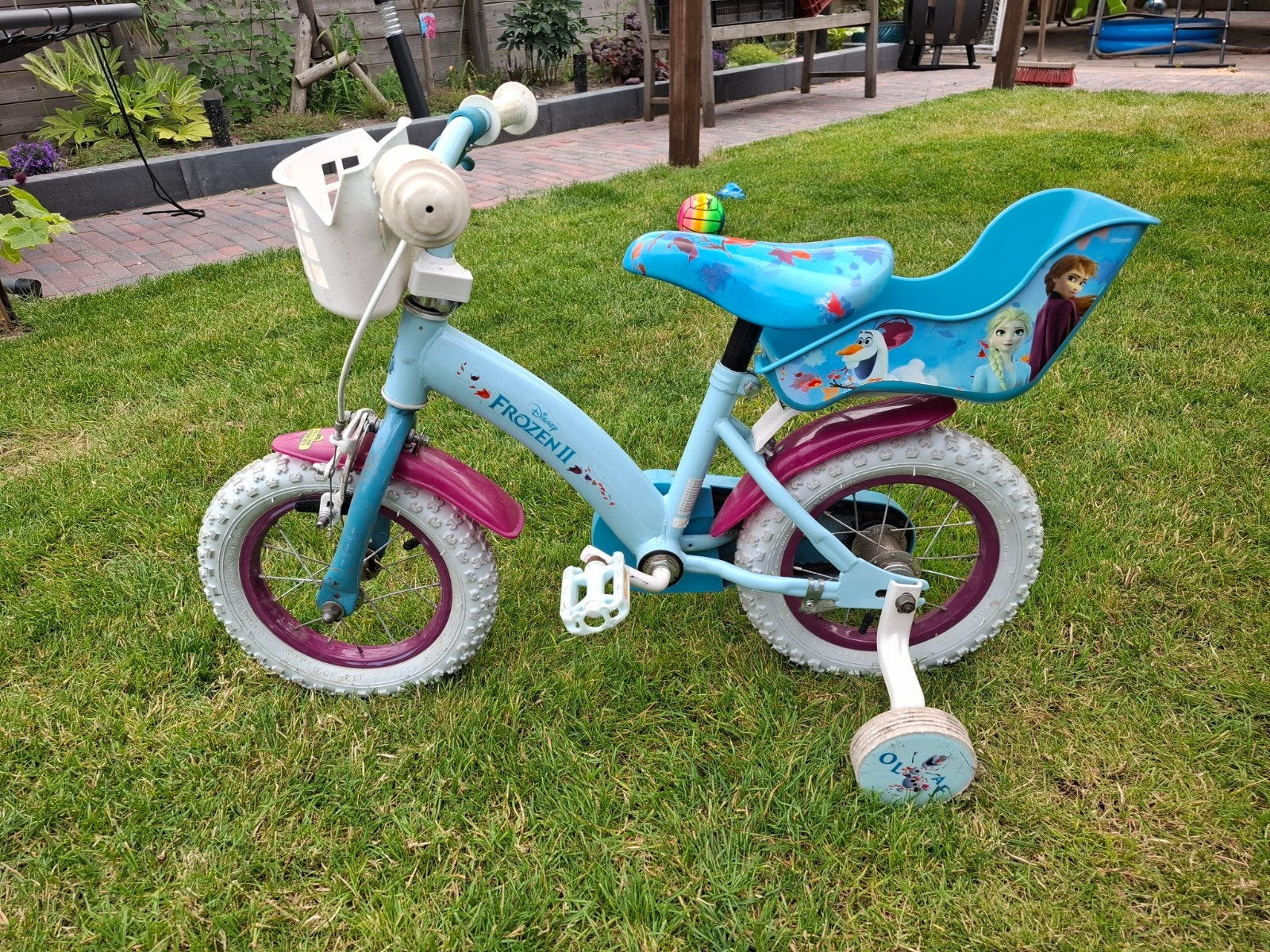 Frozen fiets 12 inch met zijwieltjes en mandje, Ophalen, Terugtraprem, Zijwieltjes, Gebruikt