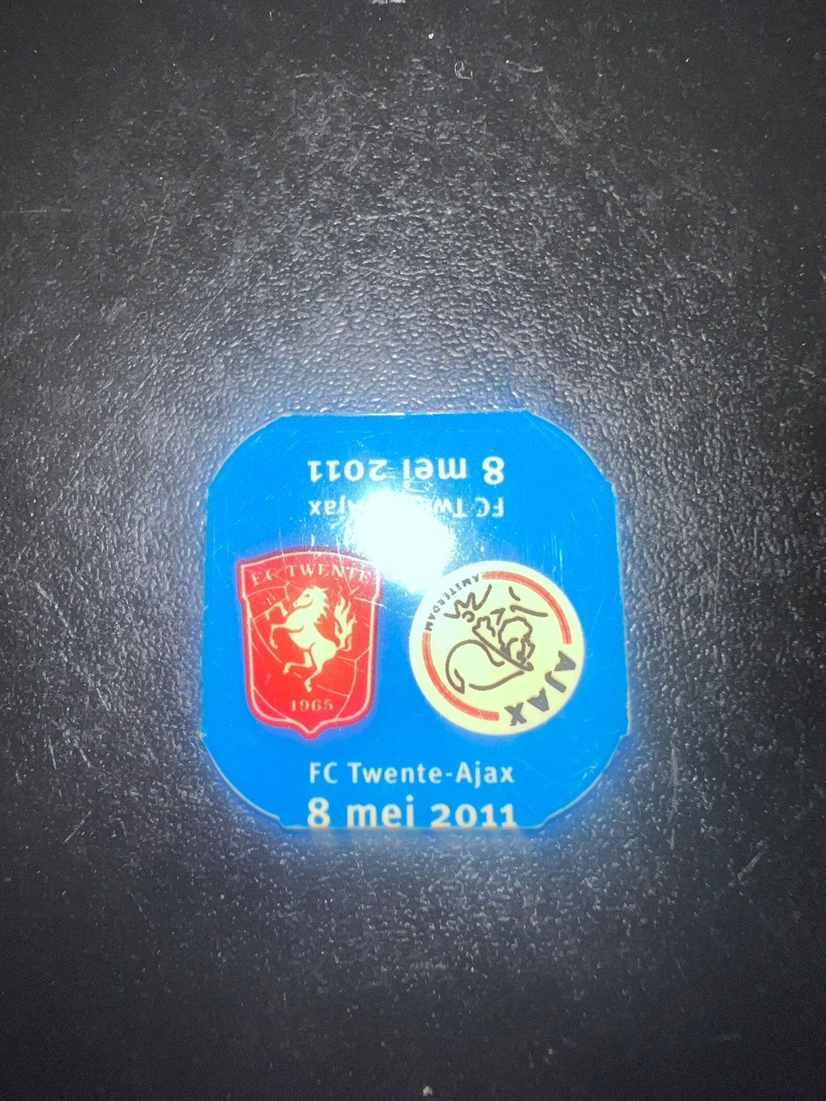 FC Twente bekerfinale 2011, Eén persoon, April