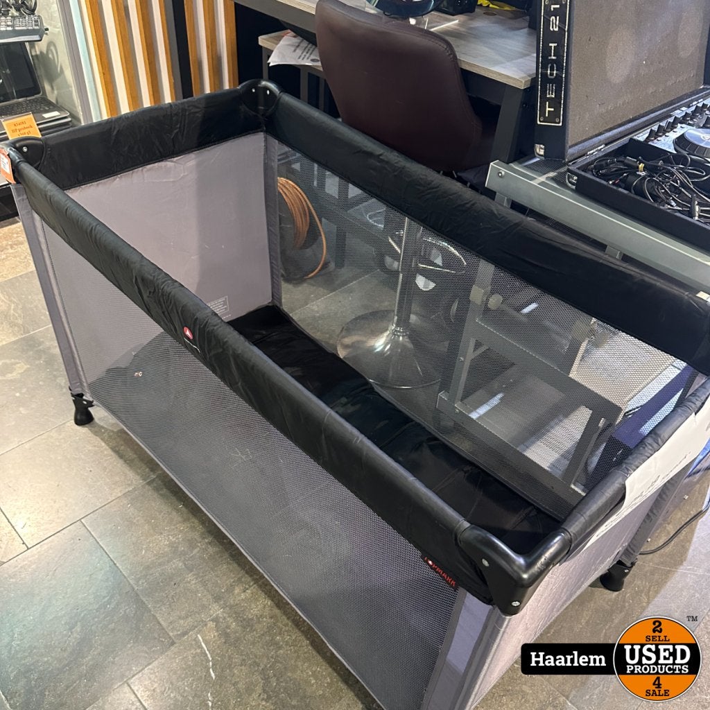 Campingbed - Topmark - Charlie - Grijs Zwart, Flex Ltd., Gebruikt, https://flex.com/contact-us, Nobelstraat 10, 5807 GA Oostrum