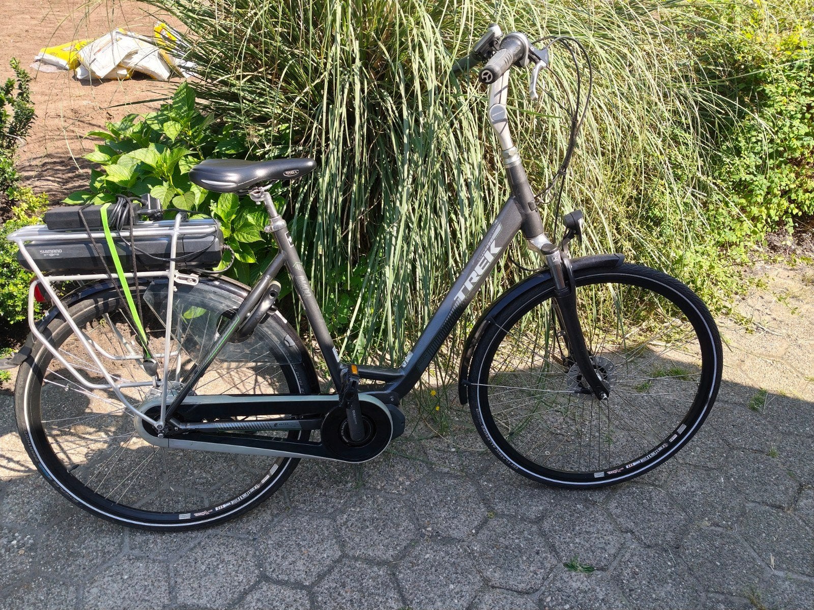 Trek LM 400 elektrische damesfiets Shimano middenmotor, Fietsen en Brommers, Elektrische fietsen, 51 tot 55 cm, Ophalen, Gebruikt