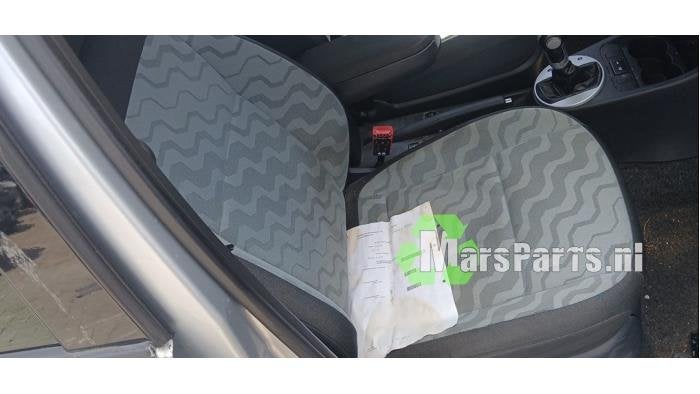 Veiligheidsgordel rechts-voor van een Skoda Fabia, Auto-onderdelen, Gebruikt, -, -, Ophalen of Verzenden
