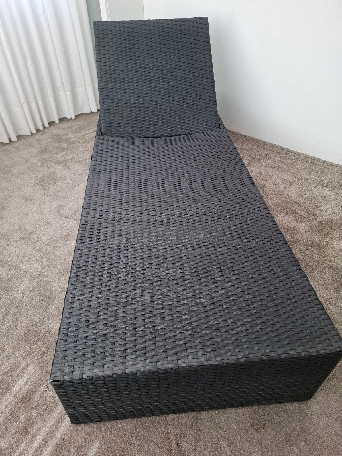 Ligbed met verstelbare rugleuning, Tuin en Terras, Ligbedden, Ophalen, Zo goed als nieuw, Wicker
