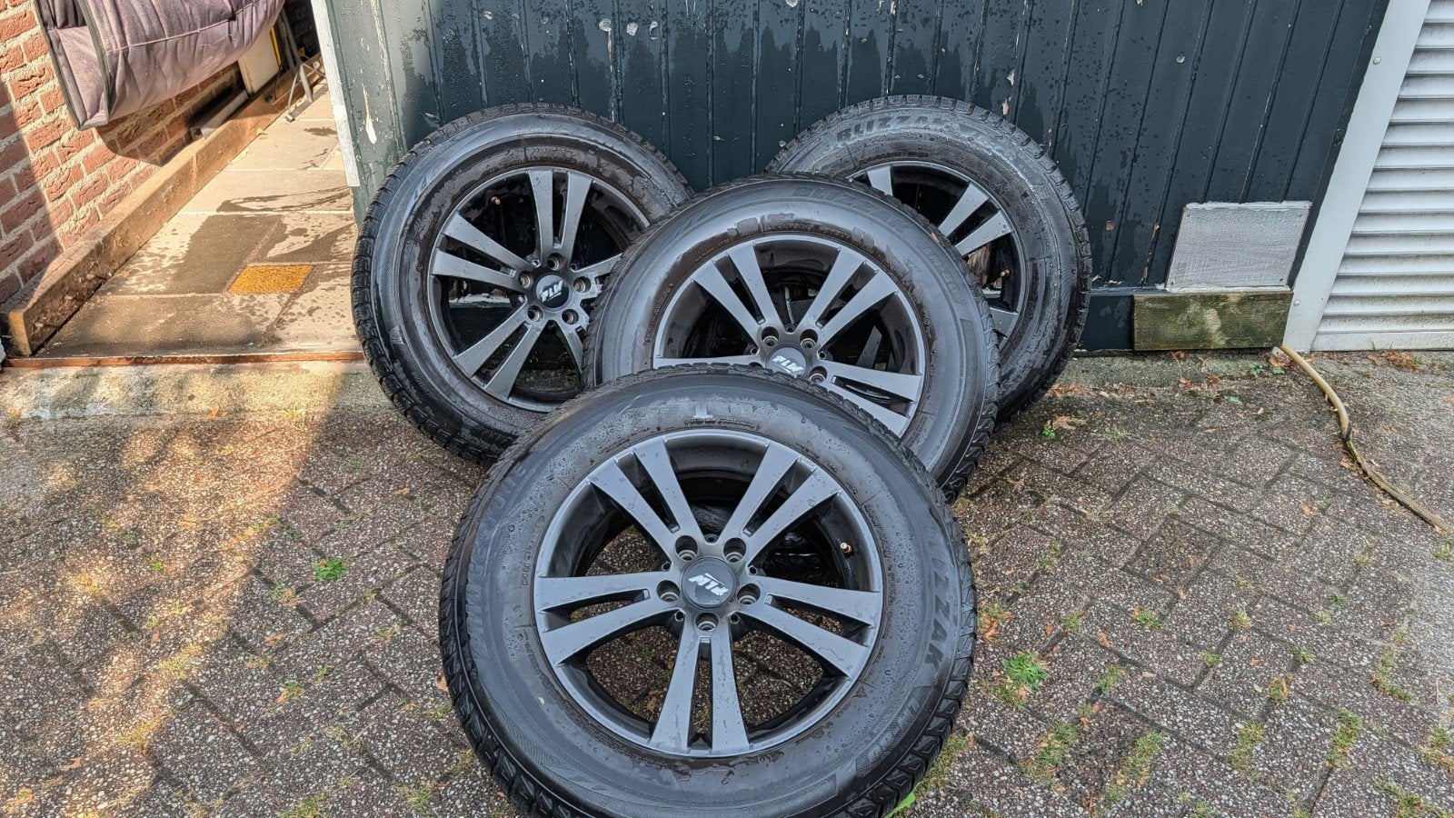 Originele zwarte velgen 17" met winterbanden Mazda CX-5, Auto-onderdelen, Ophalen, Gebruikt, Banden en Velgen, 17 inch