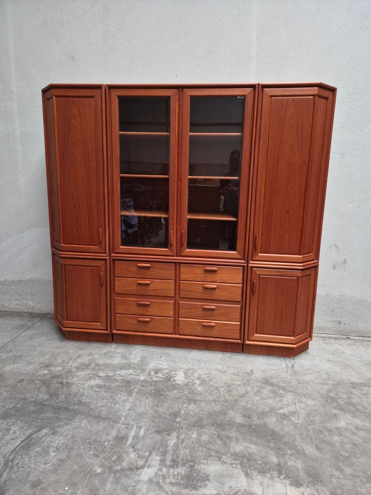 Vintage Deens Teakhouten vitrinekast jaren 70, Gebruikt, 200 cm of meer, Onbekend, Met lade(s)