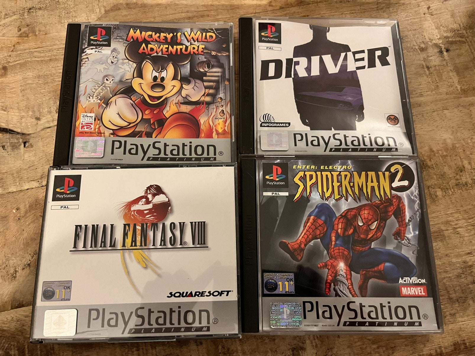 4 leuke PS1 games! Compleet met boekjes, Spelcomputers en Games, Games | Sony PlayStation 1, Avontuur en Actie, Gebruikt, T, Ophalen of Verzenden