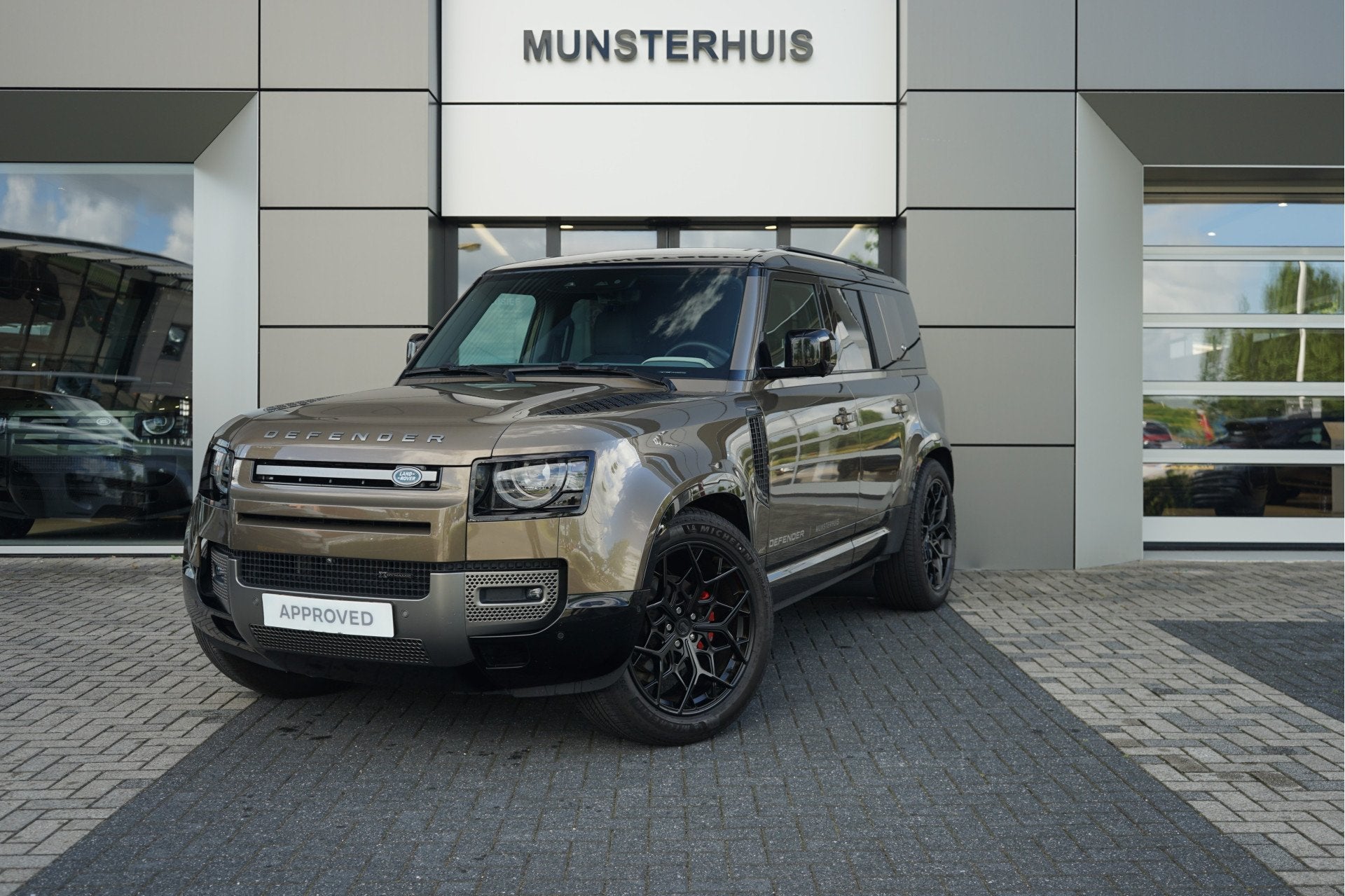 Land Rover Defender Hard Top 3.0 D200 110 MHEV X-Dynamic SE, 12 maanden, Automatische klimaatregeling, Bedrijf, Diesel