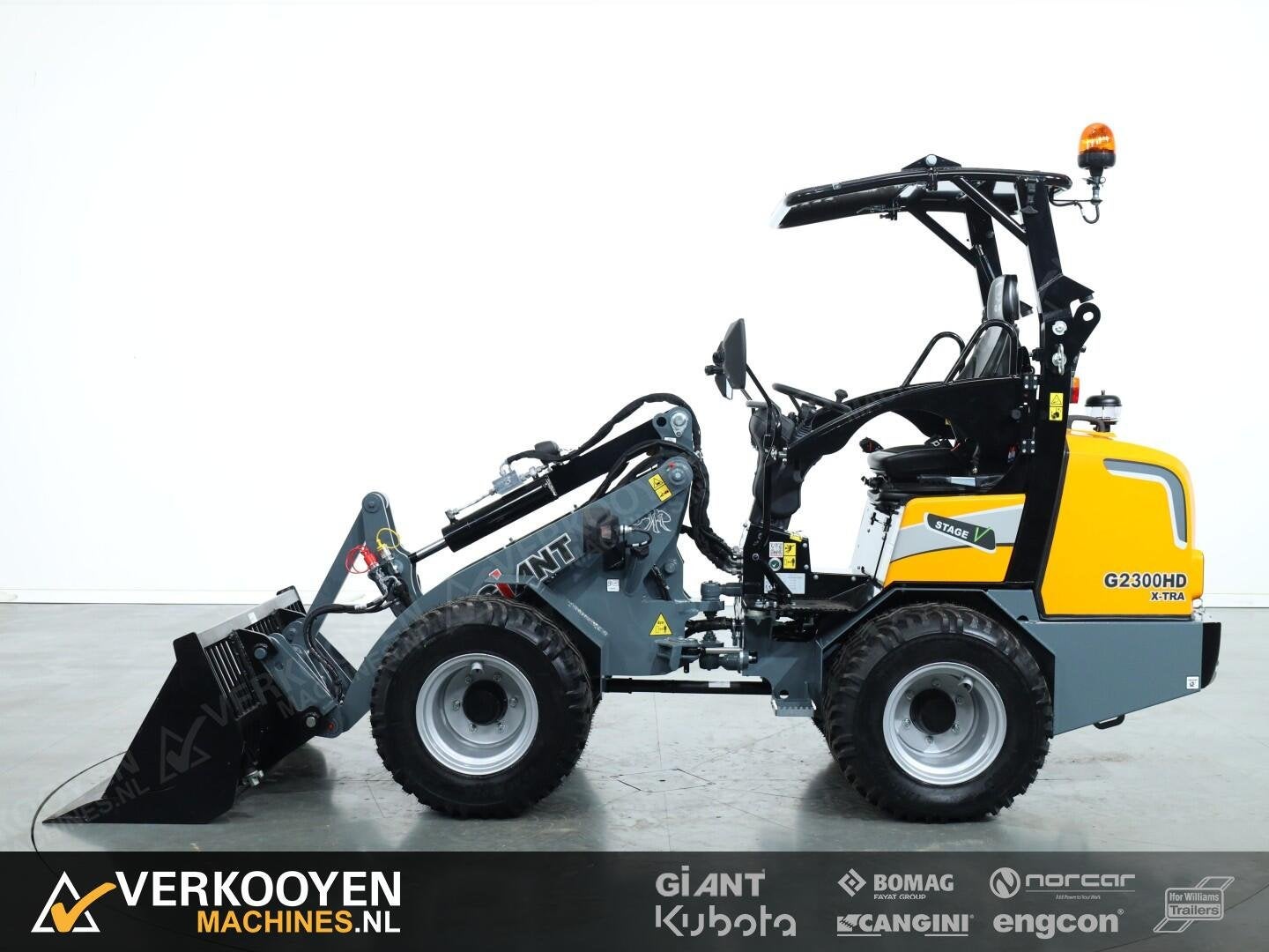 2026 Giant G2300 X-tra HD VK10911, Wiellader of Shovel