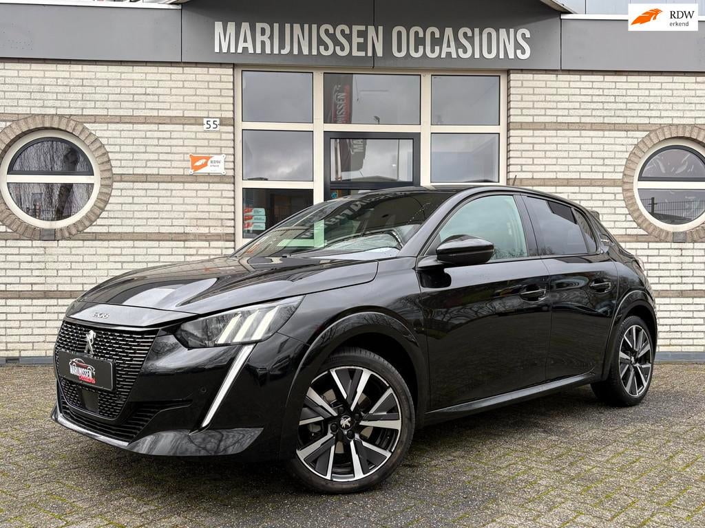 Peugeot 208 1.2 PureTech GT-Line |DigitalDash,Cam,Keyless|, Gebruikt, Zwart, 1199 cc, Parkeersensor