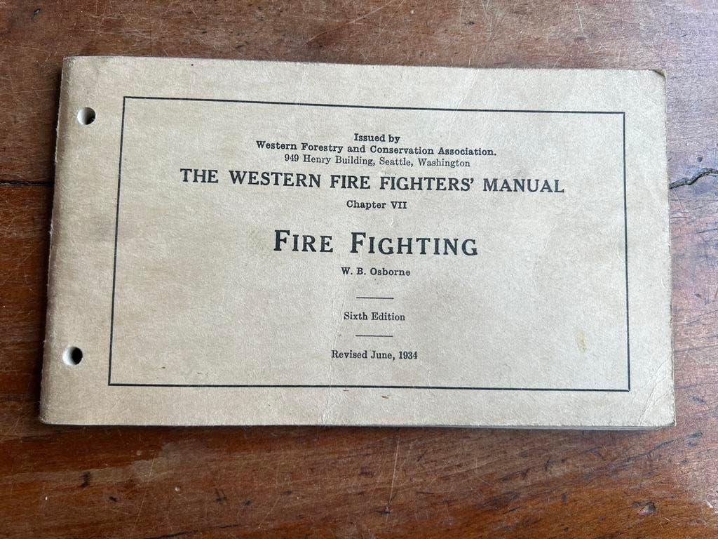 pre WO2 Amerikaans Voorschrift Brandweer Fire fighting 1934, Ophalen of Verzenden, Nederland, Boek of Tijdschrift, Landmacht