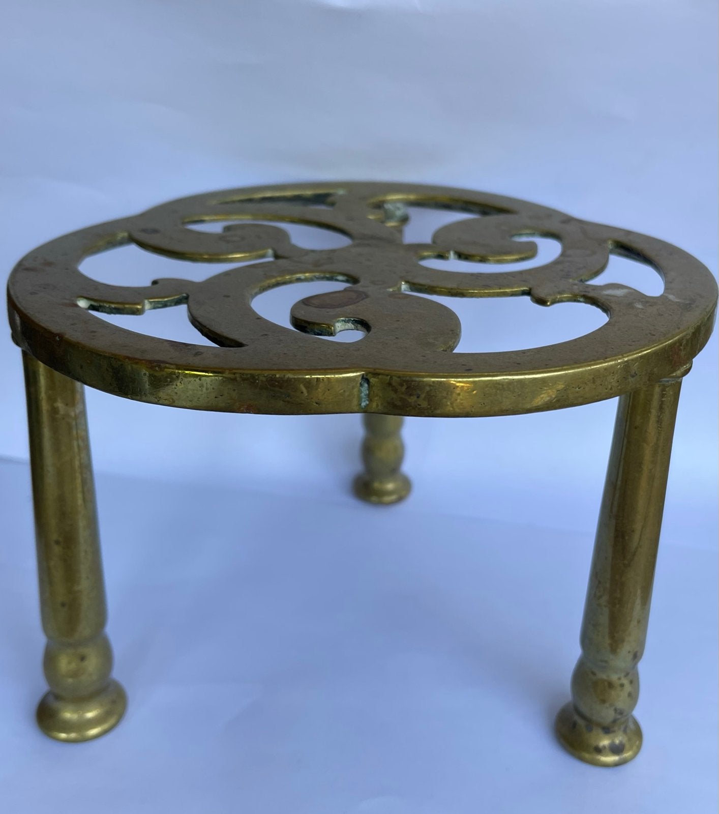 Antieke Brass Trivet / Onderzetter –  Wm Tonks & Sons (1902), Antiek en Kunst, Antiek | Koper en Brons, Ophalen of Verzenden, Koper