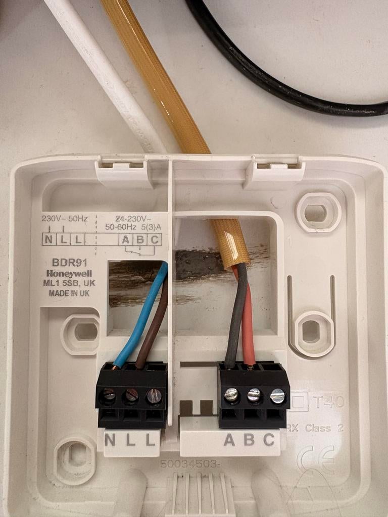 Honeywell BDR91 Draadloze Relaiskast en VC8015 Actuator, Ophalen of Verzenden, Gebruikt