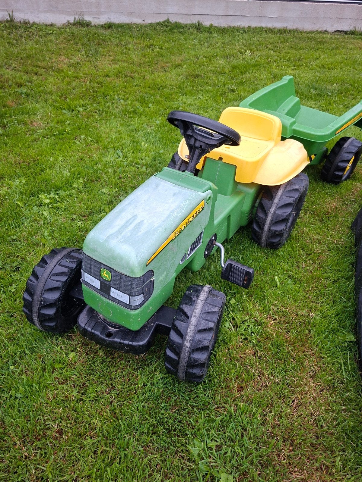 John Deere traptrekker met aanhanger, Ophalen, Gebruikt
