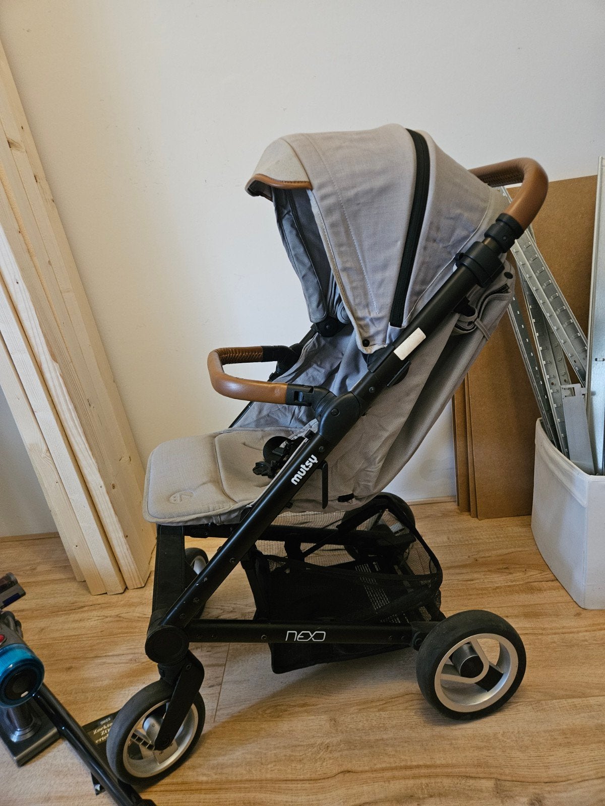 mutsy nexo kinderwagen, Ophalen