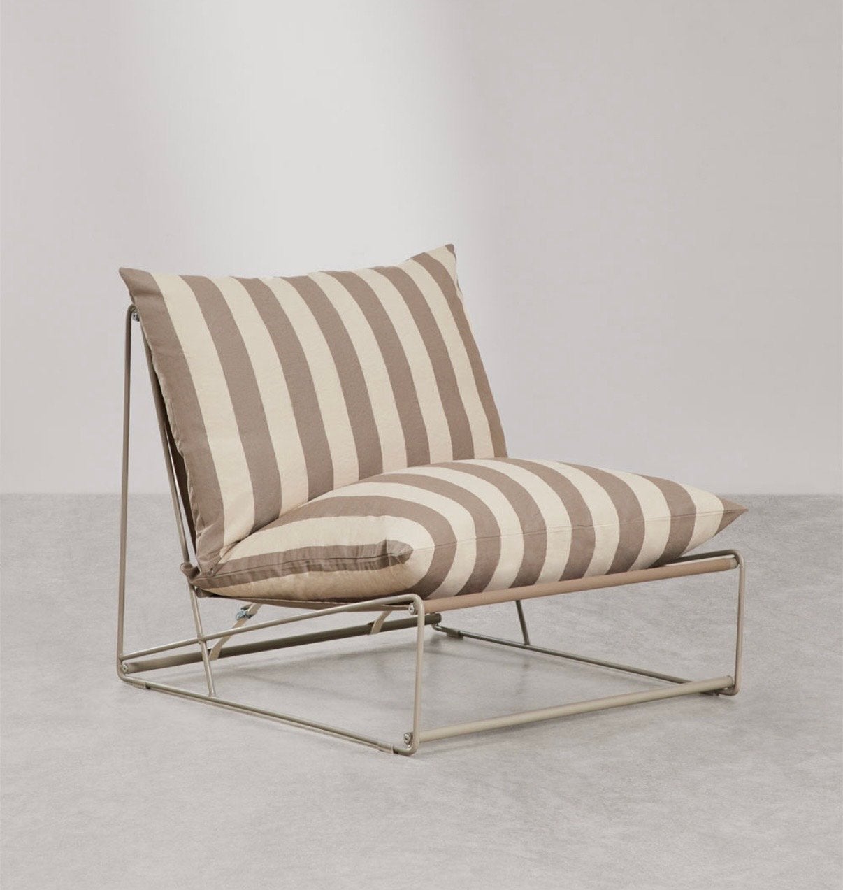 Sklum tuinstoel/ fauteuil Amaro Tapioca bruin/beige/mokka, Ophalen, Nieuw, Metaal