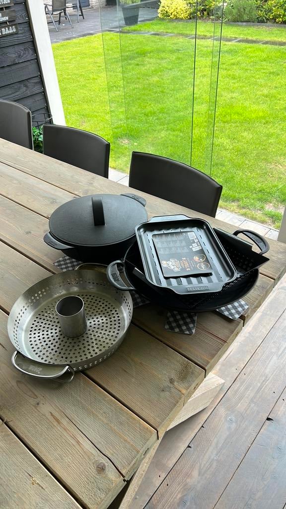 WEBER BARBECUE PANNEN, Ophalen, Zo goed als nieuw