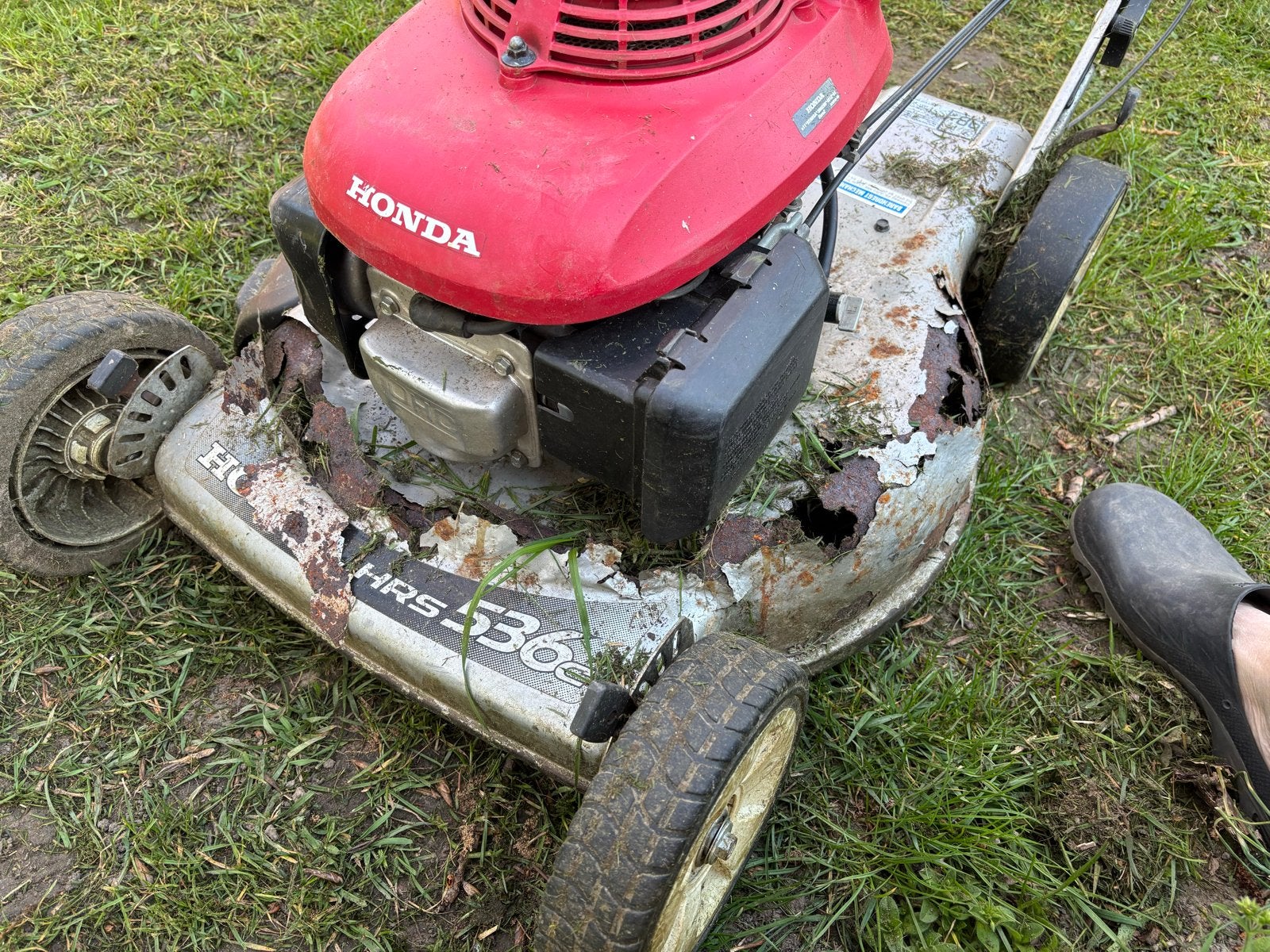 Honda HRS 536C Benzine Grasmaaier - Opknapper, Ophalen, Cirkelmaaier, Gebruikt, Benzine-grasmaaier