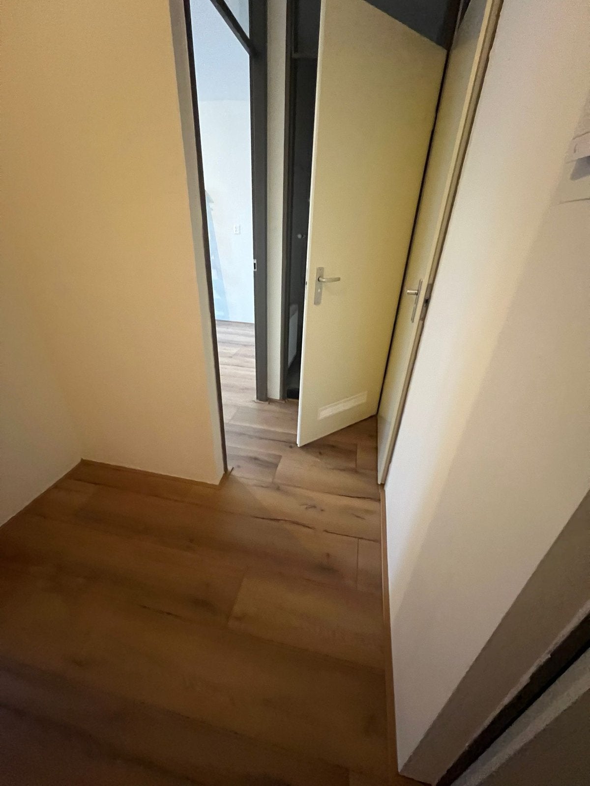 Foto 10 van Laminaat & PVC Vloeren – Vakkundig Gelegd | Snelle Service