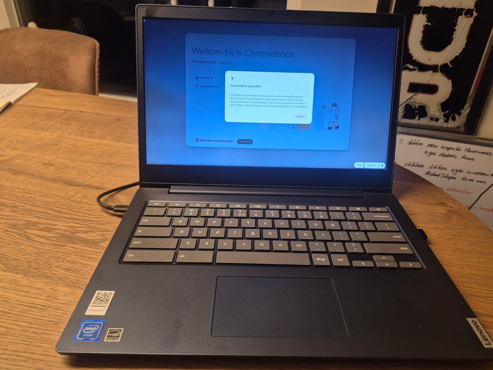 Foto 2 van Lenovo Chromebook