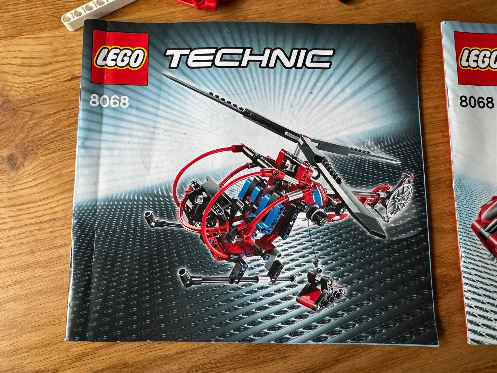 Lego Technic 8068 Red Rescue Helikopter - Zo goed als nieuw, Gebruikt, Lego, Ophalen of Verzenden, Complete set